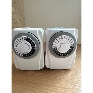 2 pack Intertek 24hour Mechanical Timers Christmas Vacation Lighting